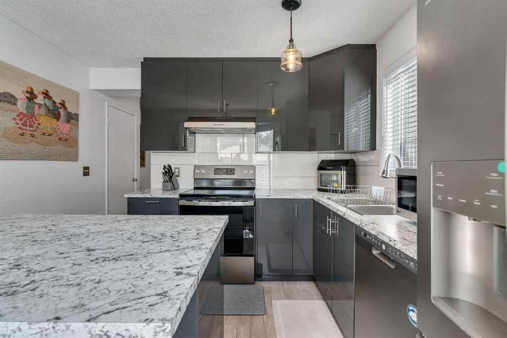 MLS® A2252320 - 71 Rivercrest Circle SE in Riverbend Calgary, Residential