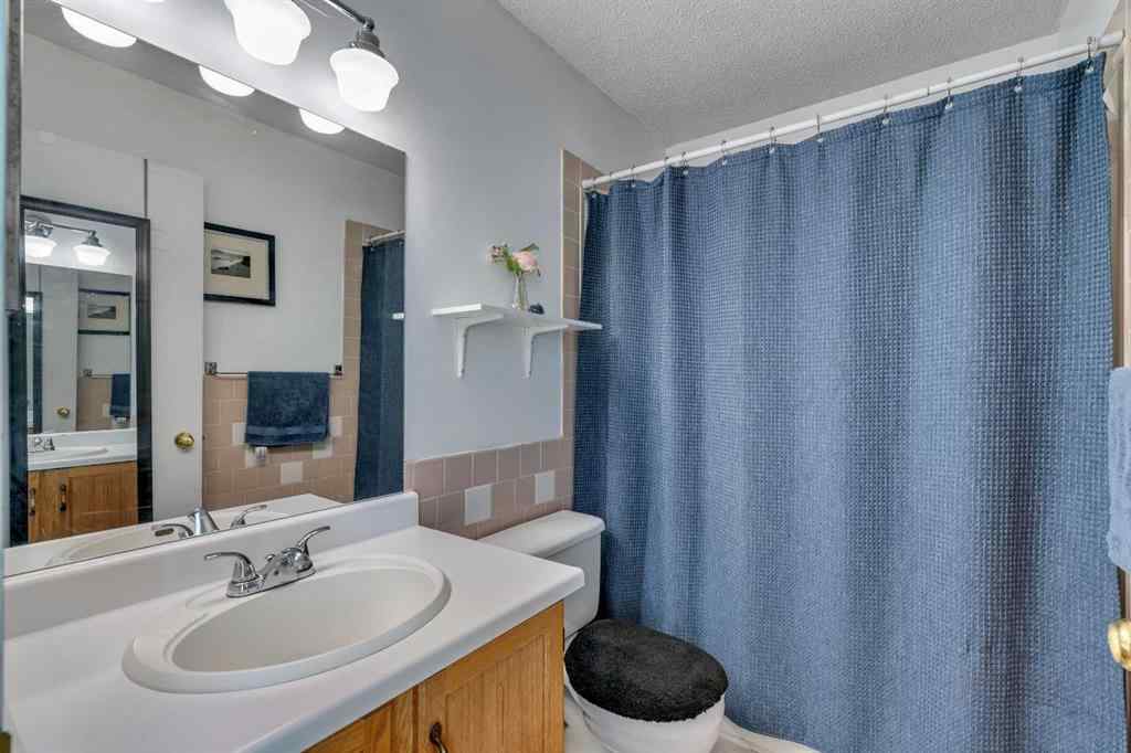 MLS® A2252320 - 71 Rivercrest Circle SE in Riverbend Calgary, Residential
