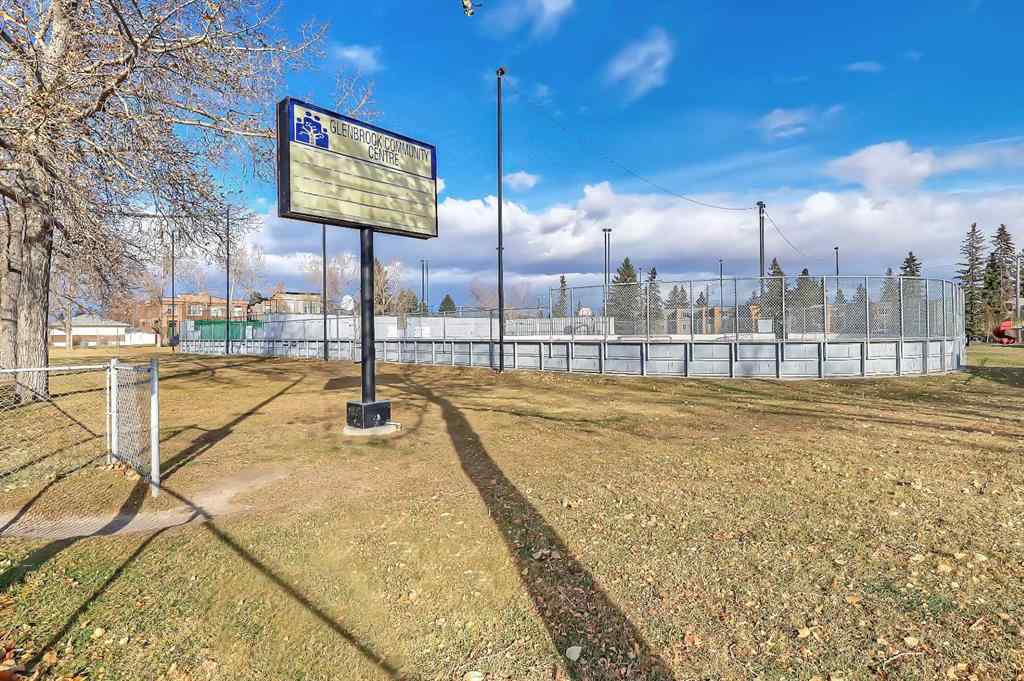 MLS® A2252321 - 2747 Grant Crescent SW in Glenbrook Calgary, Residential