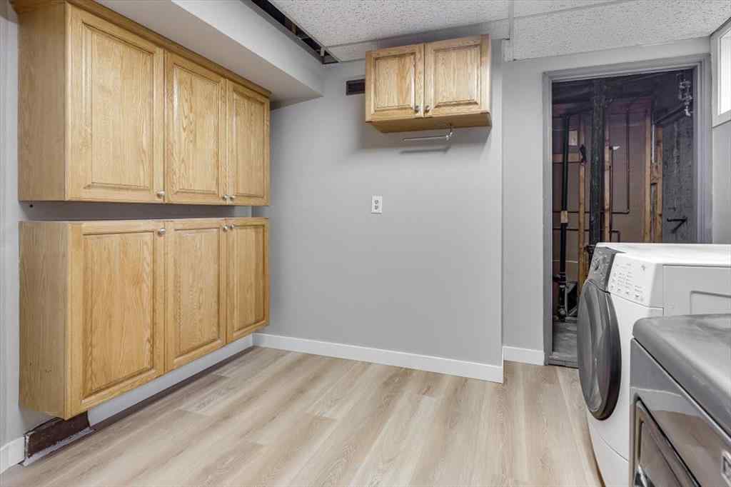MLS® A2252322 - 4230 40a Avenue  in Grandview Red Deer, Residential