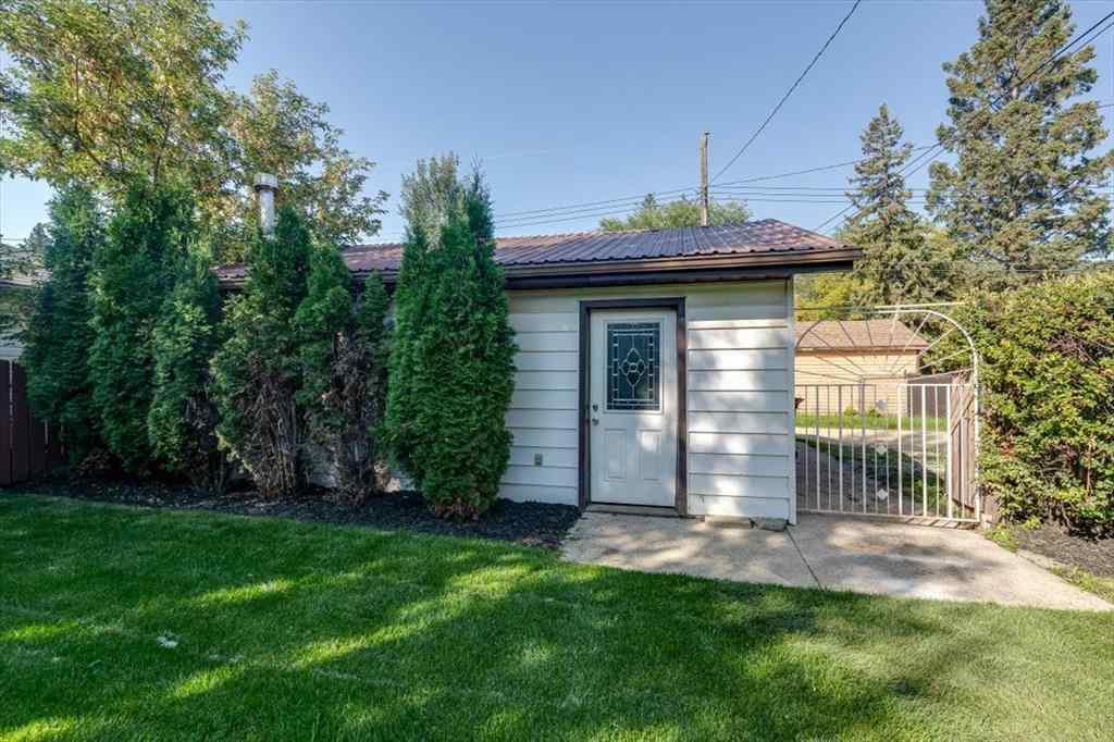 MLS® A2252322 - 4230 40a Avenue  in Grandview Red Deer, Residential