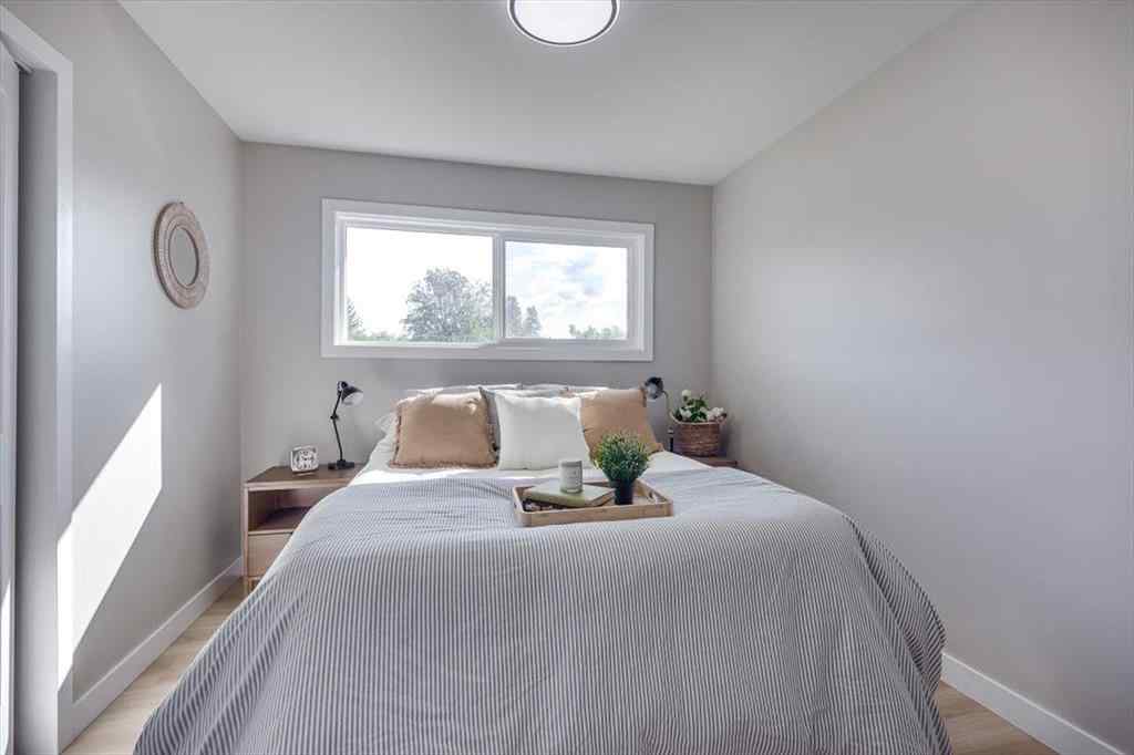 MLS® A2252322 - 4230 40a Avenue  in Grandview Red Deer, Residential