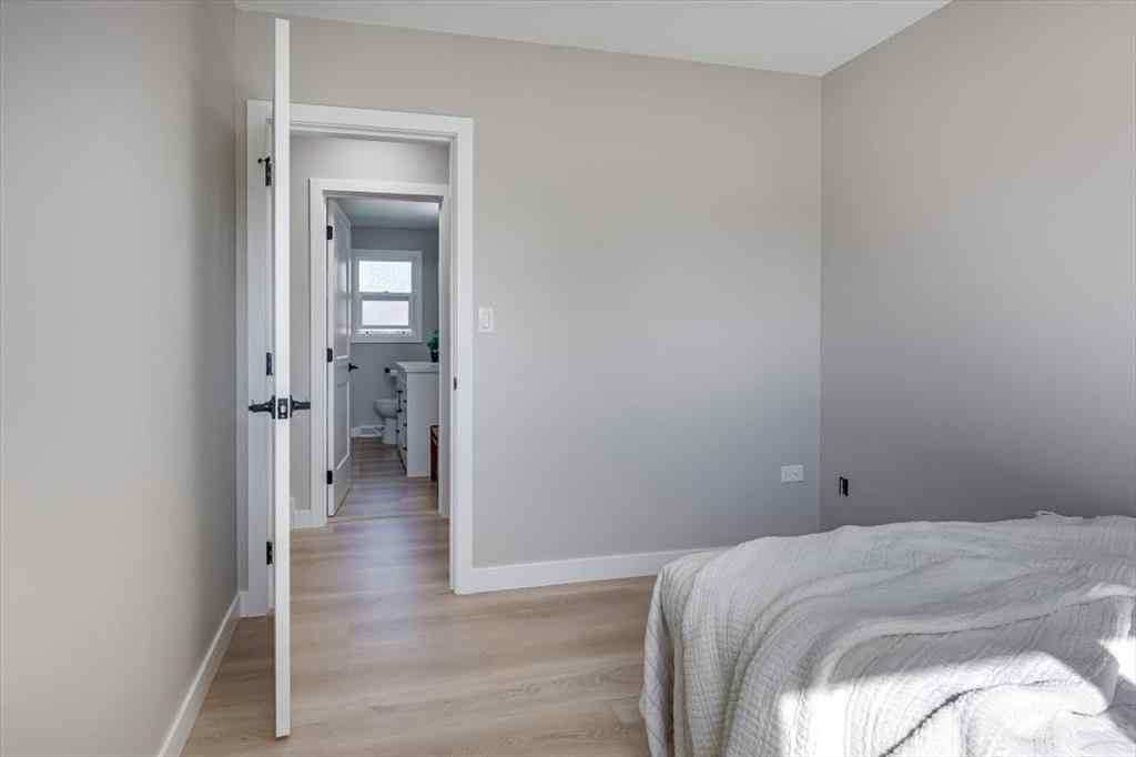 MLS® A2252322 - 4230 40a Avenue  in Grandview Red Deer, Residential