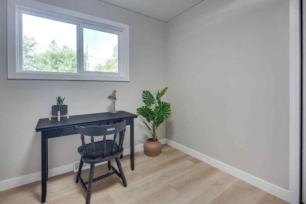 MLS® A2252322 - 4230 40a Avenue  in Grandview Red Deer, Residential