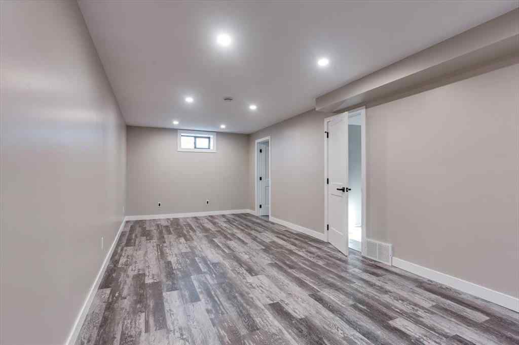 MLS® A2252322 - 4230 40a Avenue  in Grandview Red Deer, Residential