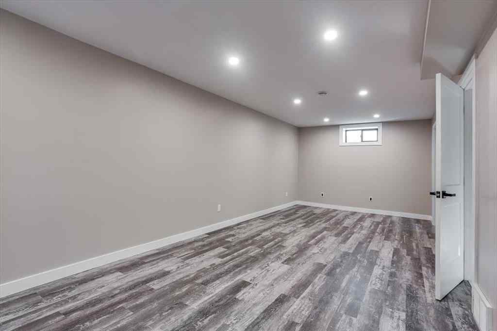 MLS® A2252322 - 4230 40a Avenue  in Grandview Red Deer, Residential