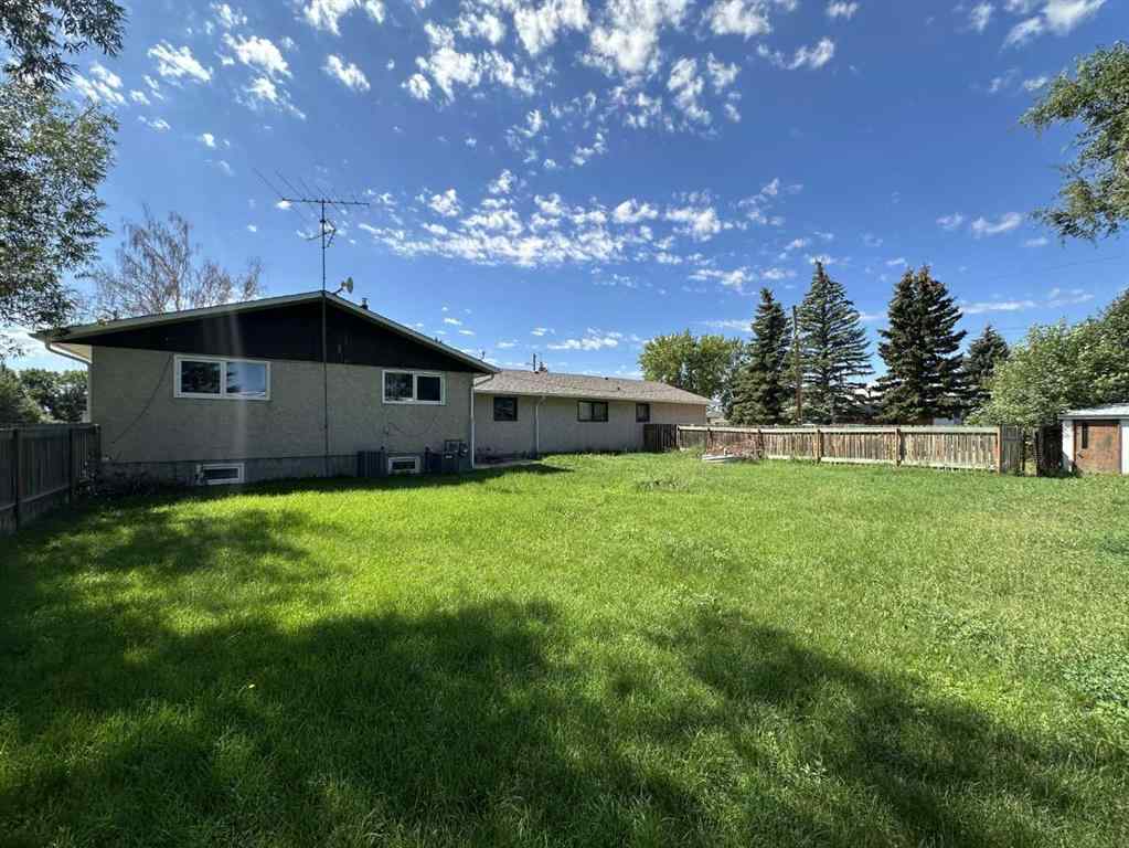 MLS® A2252324 - 401 3rd Avenue W in NONE Foremost, Residential