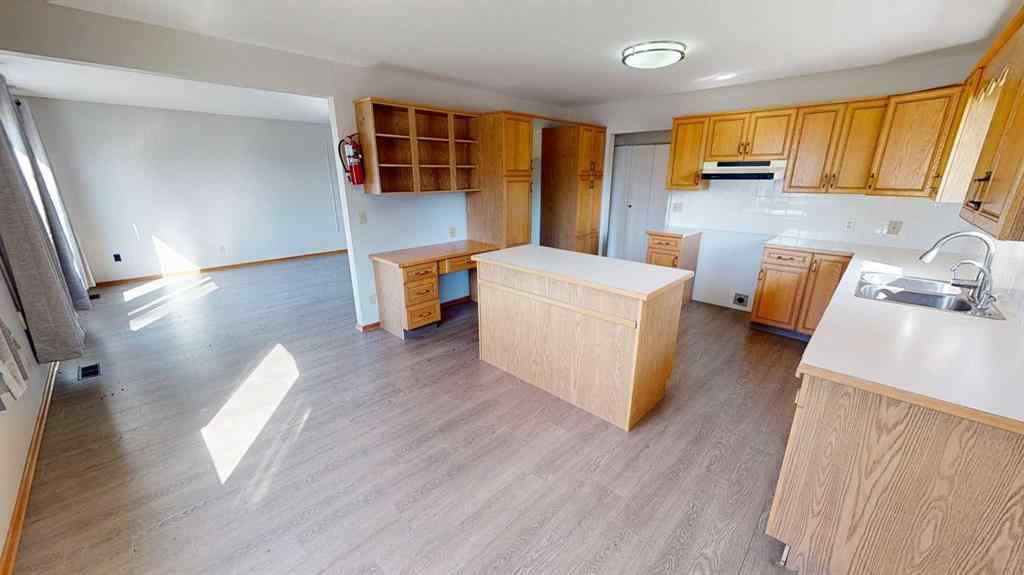 MLS® A2252324 - 401 3rd Avenue W in NONE Foremost, Residential