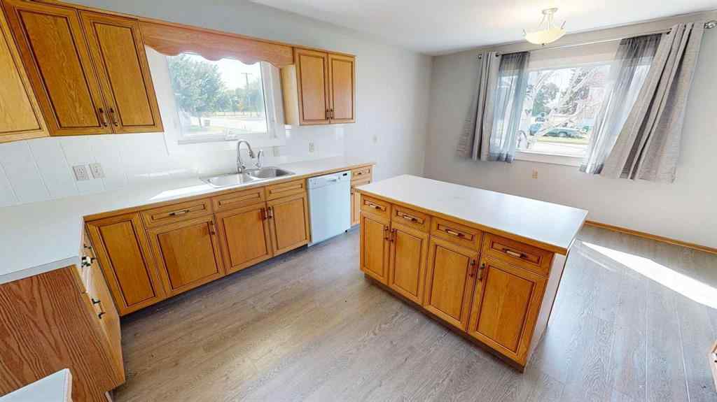 MLS® A2252324 - 401 3rd Avenue W in NONE Foremost, Residential