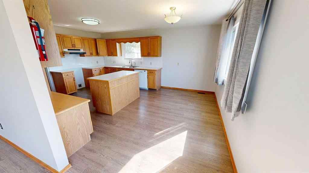 MLS® A2252324 - 401 3rd Avenue W in NONE Foremost, Residential