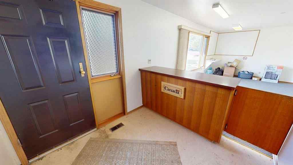 MLS® A2252324 - 401 3rd Avenue W in NONE Foremost, Residential