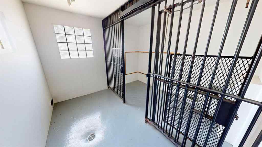 MLS® A2252324 - 401 3rd Avenue W in NONE Foremost, Residential