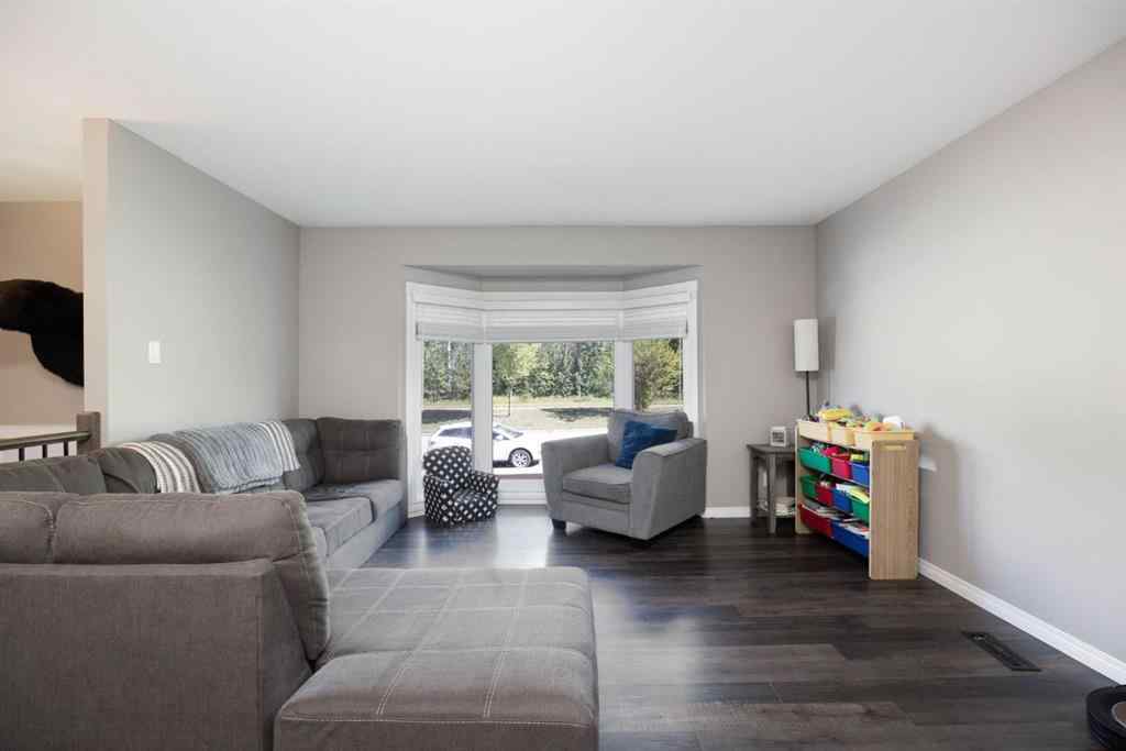 MLS® A2252327 - 525 Beacon Hill Drive  in Beacon Hill Fort McMurray, Residential