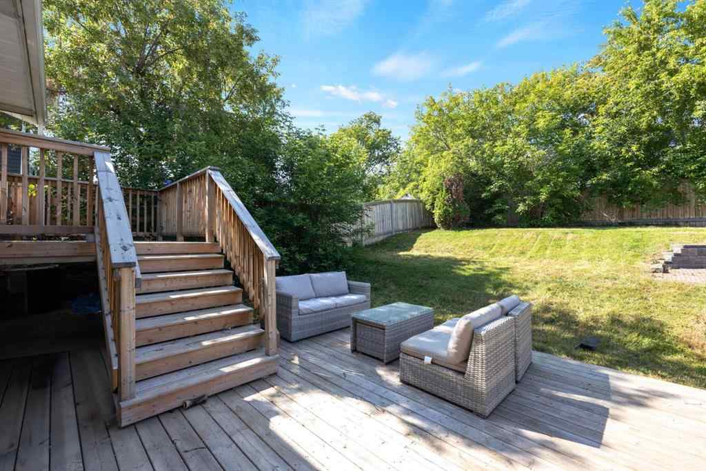 MLS® A2252327 - 525 Beacon Hill Drive  in Beacon Hill Fort McMurray, Residential