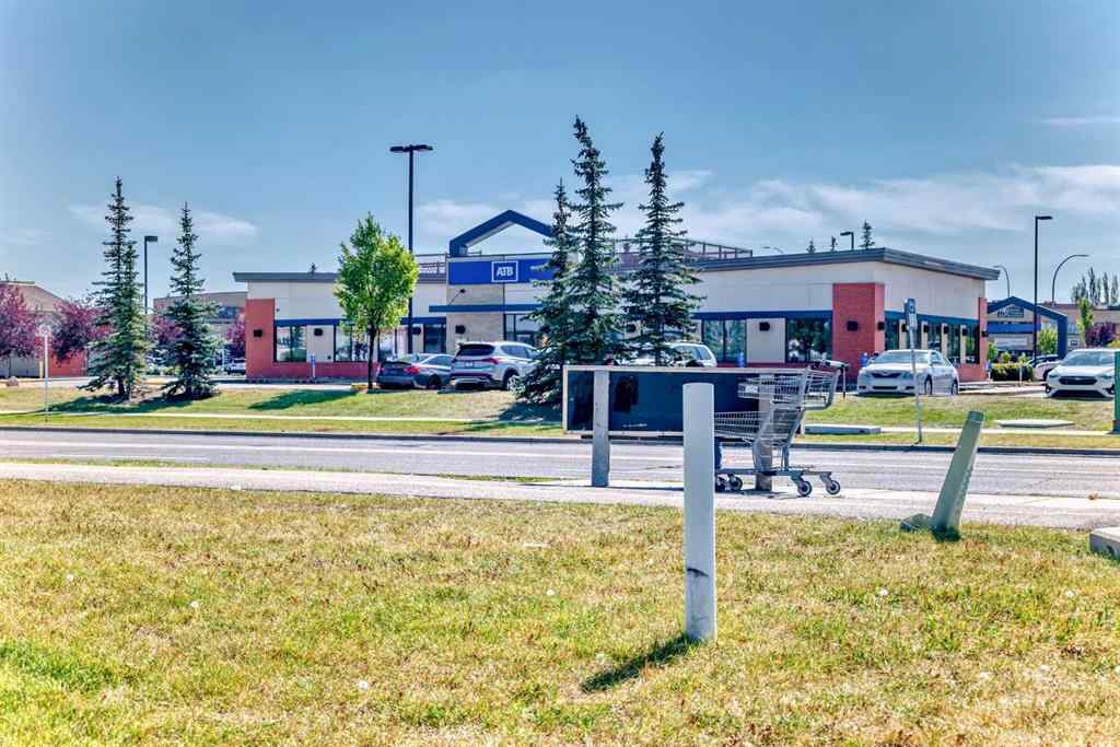 MLS® A2252330 - 33 Martinridge Place NE in Martindale Calgary, Residential