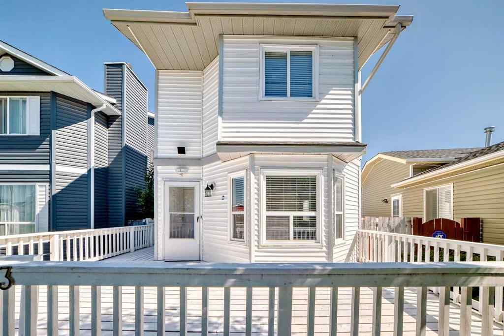 MLS® A2252330 - 33 Martinridge Place NE in Martindale Calgary, Residential