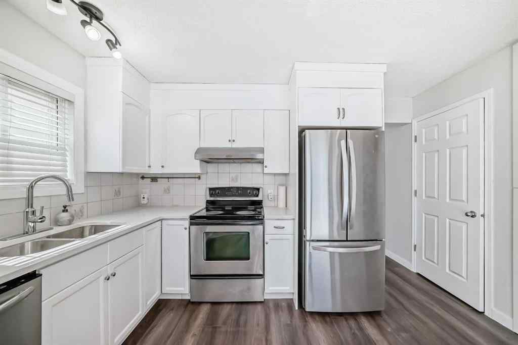 MLS® A2252330 - 33 Martinridge Place NE in Martindale Calgary, Residential