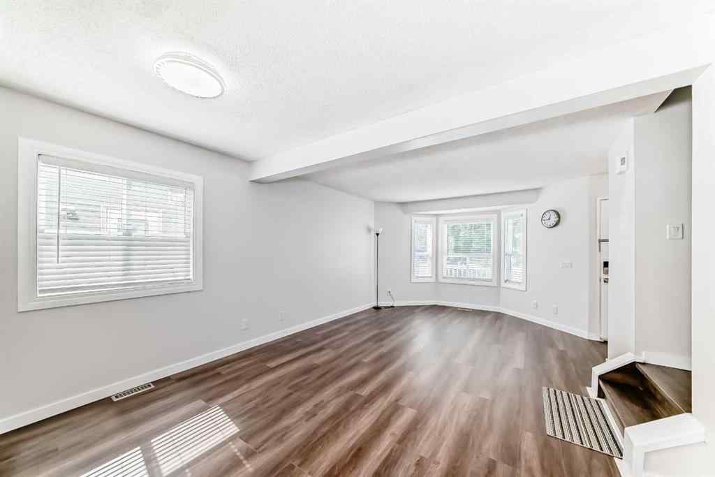 MLS® A2252330 - 33 Martinridge Place NE in Martindale Calgary, Residential