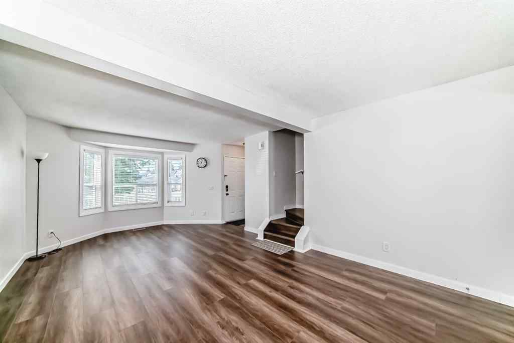 MLS® A2252330 - 33 Martinridge Place NE in Martindale Calgary, Residential
