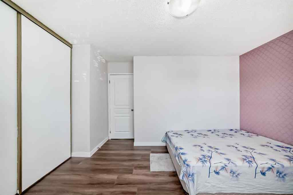 MLS® A2252330 - 33 Martinridge Place NE in Martindale Calgary, Residential