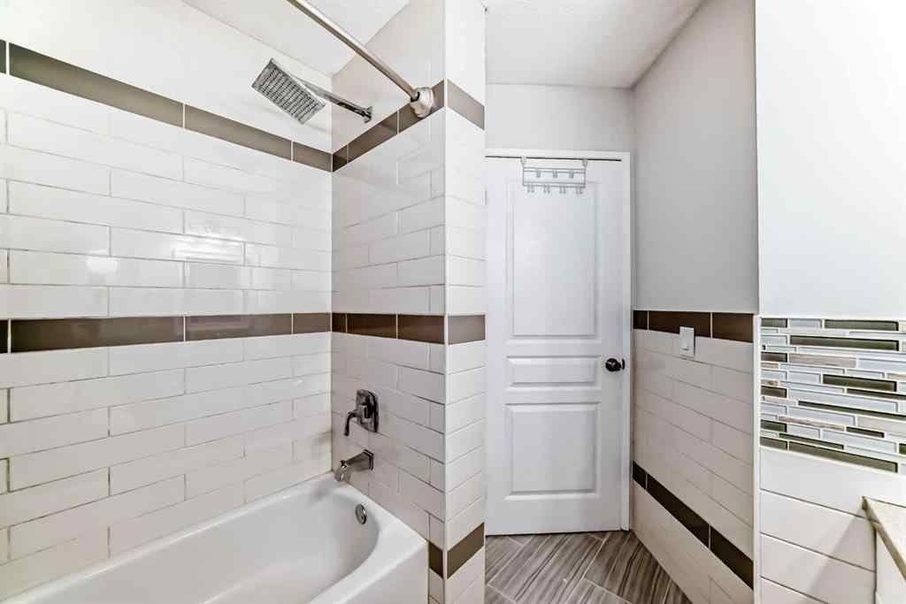 MLS® A2252330 - 33 Martinridge Place NE in Martindale Calgary, Residential