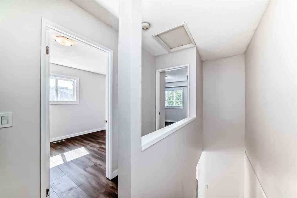 MLS® A2252330 - 33 Martinridge Place NE in Martindale Calgary, Residential