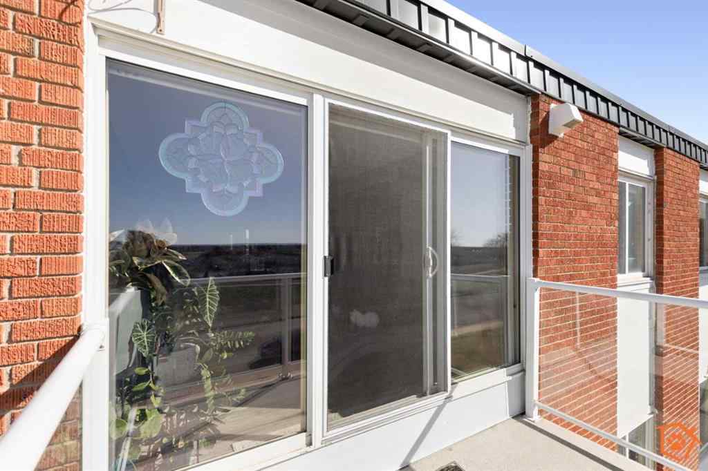 MLS® A2252340 - Unit #18 512 McCutcheon Drive NW in Northwest Crescent Heights Medicine Hat, Residential