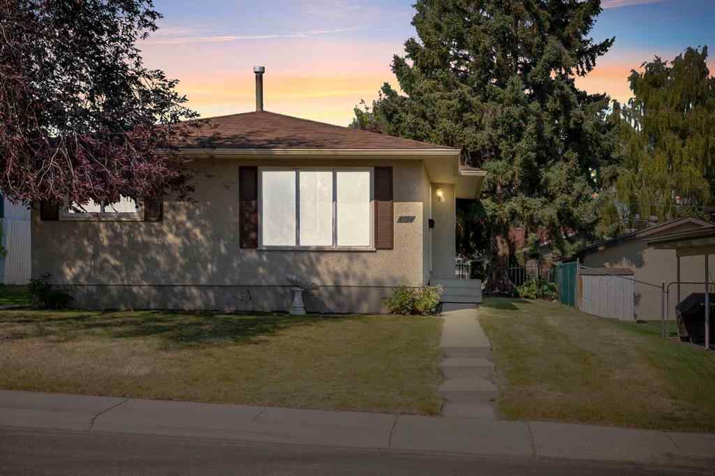 MLS® A2252343 - 804 71 Avenue NW in Huntington Hills Calgary, Residential