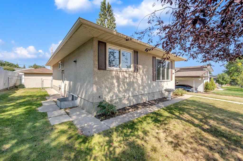 MLS® A2252343 - 804 71 Avenue NW in Huntington Hills Calgary, Residential