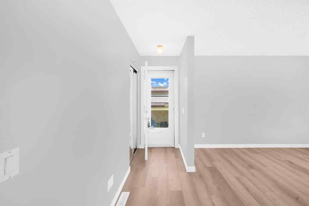 MLS® A2252343 - 804 71 Avenue NW in Huntington Hills Calgary, Residential