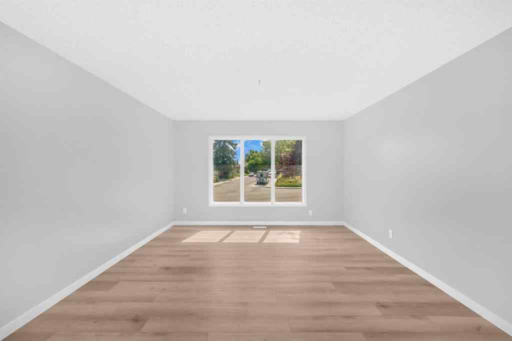 MLS® A2252343 - 804 71 Avenue NW in Huntington Hills Calgary, Residential