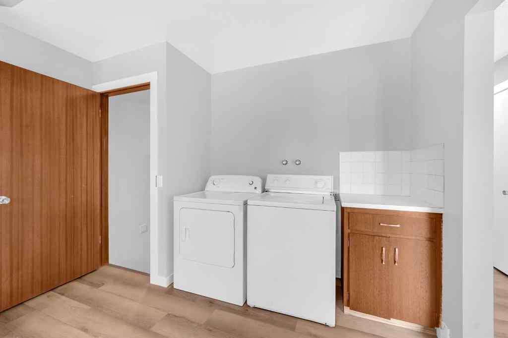 MLS® A2252343 - 804 71 Avenue NW in Huntington Hills Calgary, Residential