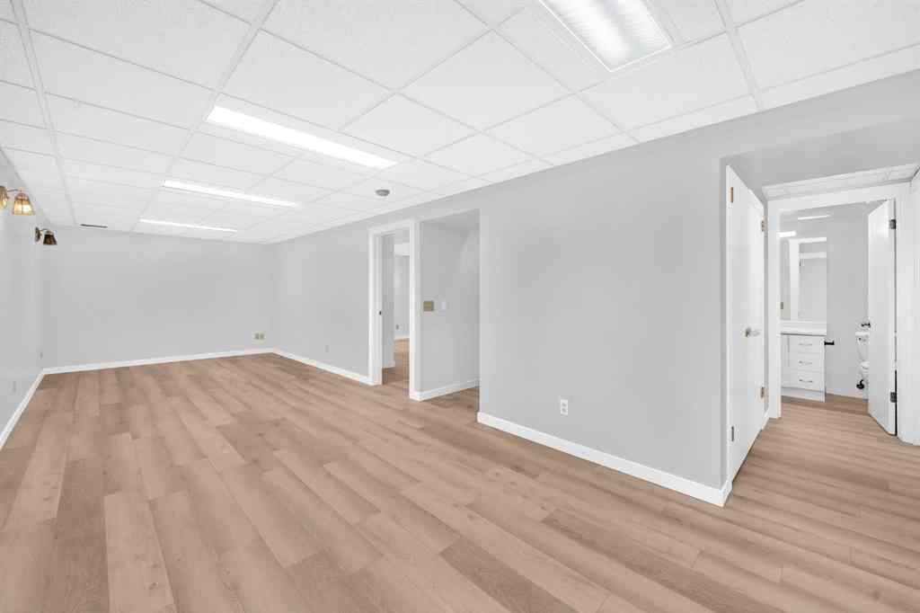 MLS® A2252343 - 804 71 Avenue NW in Huntington Hills Calgary, Residential