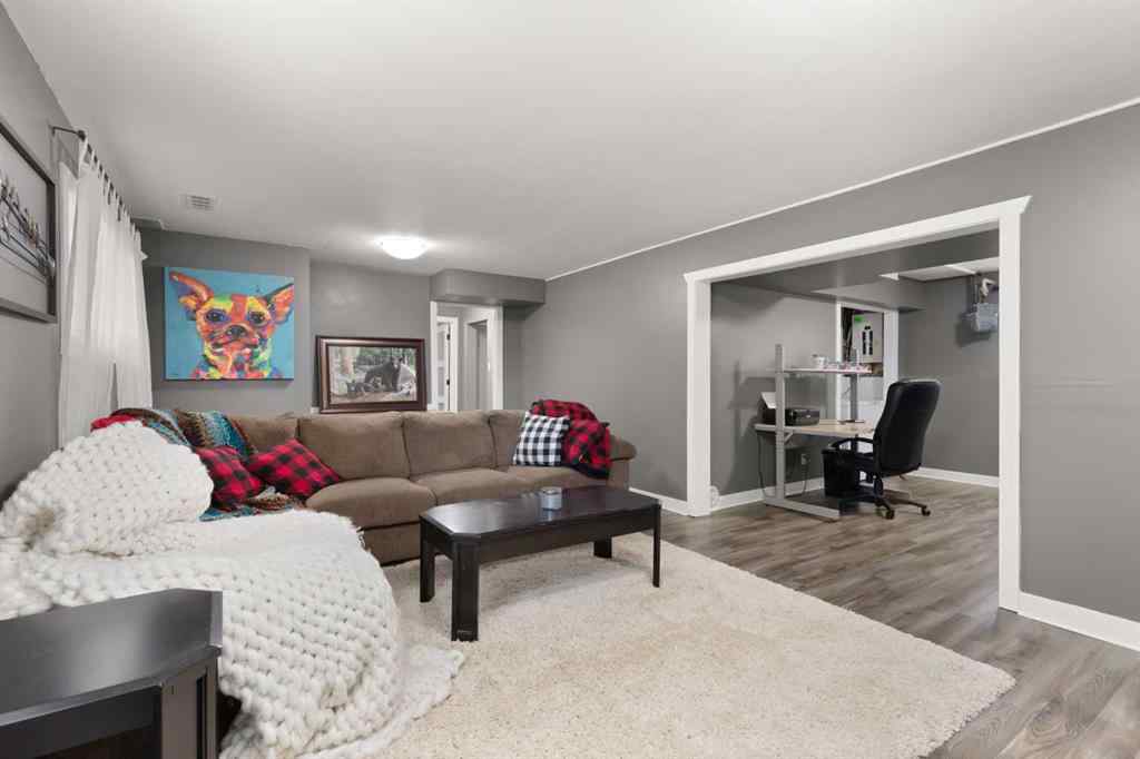 MLS® A2252346 - 2591 22 Avenue SE in Crestwood-Norwood Medicine Hat, Residential