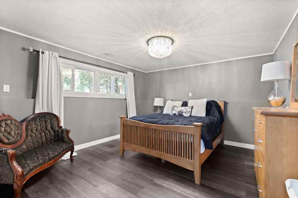 MLS® A2252346 - 2591 22 Avenue SE in Crestwood-Norwood Medicine Hat, Residential