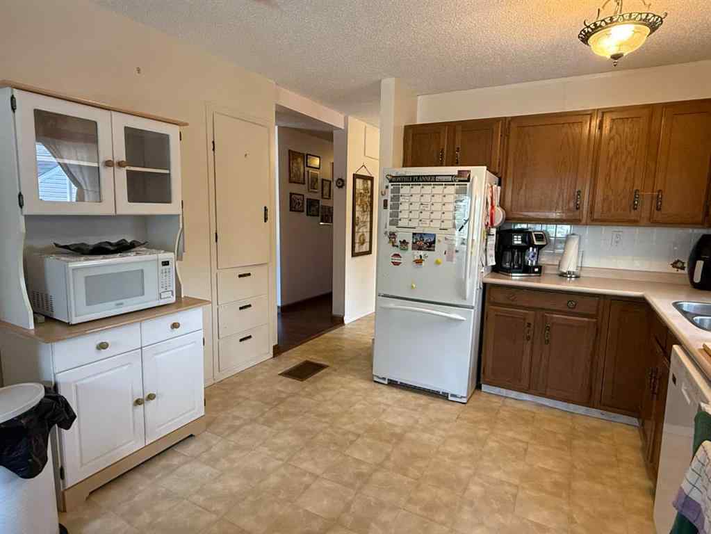 MLS® A2252348 - 226 Truman Street  in NONE Carmangay, Residential