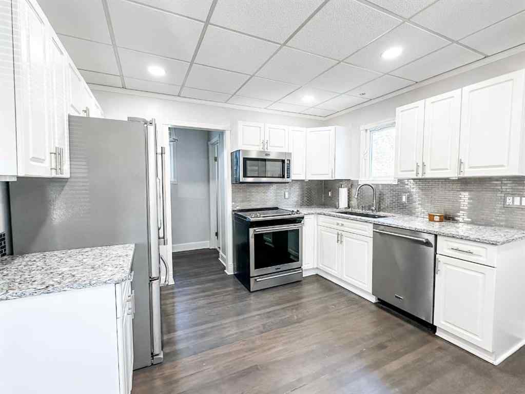 MLS® A2252351 - 4901 54 Street  in Downtown West Stettler, Residential