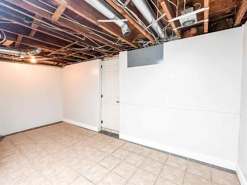 MLS® A2252351 - 4901 54 Street  in Downtown West Stettler, Residential