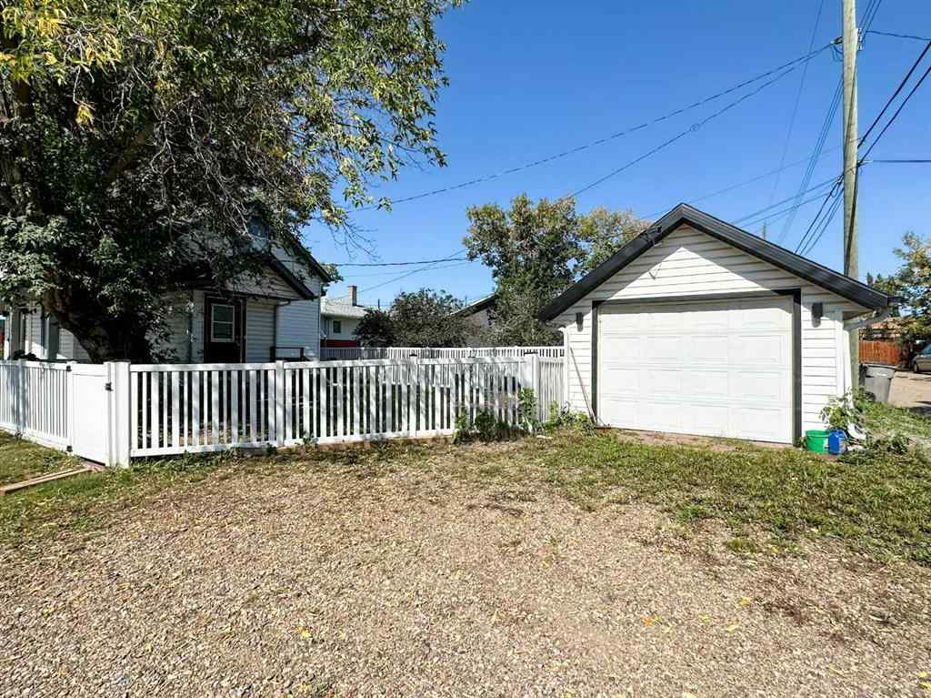 MLS® A2252351 - 4901 54 Street  in Downtown West Stettler, Residential