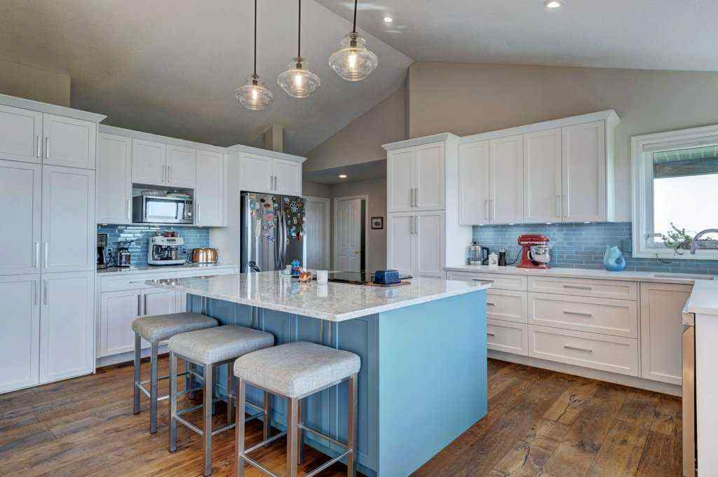 MLS® A2252353 - 642243 72 Street E in NONE Rural Foothills County, Residential