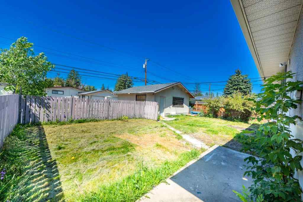 MLS® A2252354 - 209 47 Street SE in Forest Heights Calgary, Residential