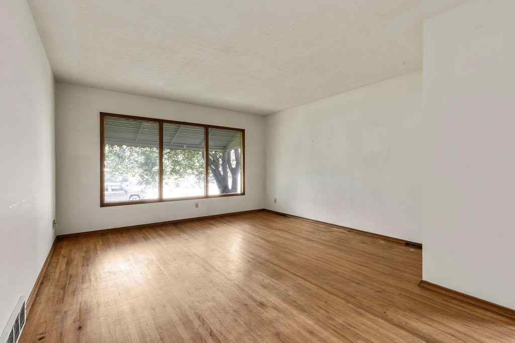 MLS® A2252358 - 4720 Fordham Crescent SE in Forest Heights Calgary, Residential