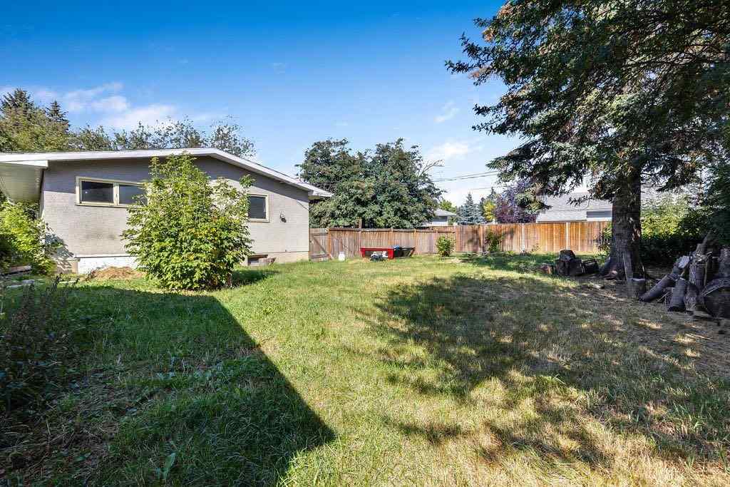 MLS® A2252358 - 4720 Fordham Crescent SE in Forest Heights Calgary, Residential