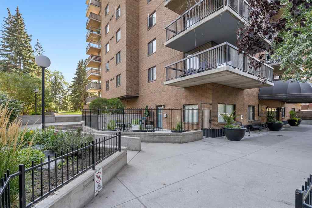 MLS® A2252359 - Unit #1305 (PH5) 225 25 Avenue SW in Mission Calgary, Residential