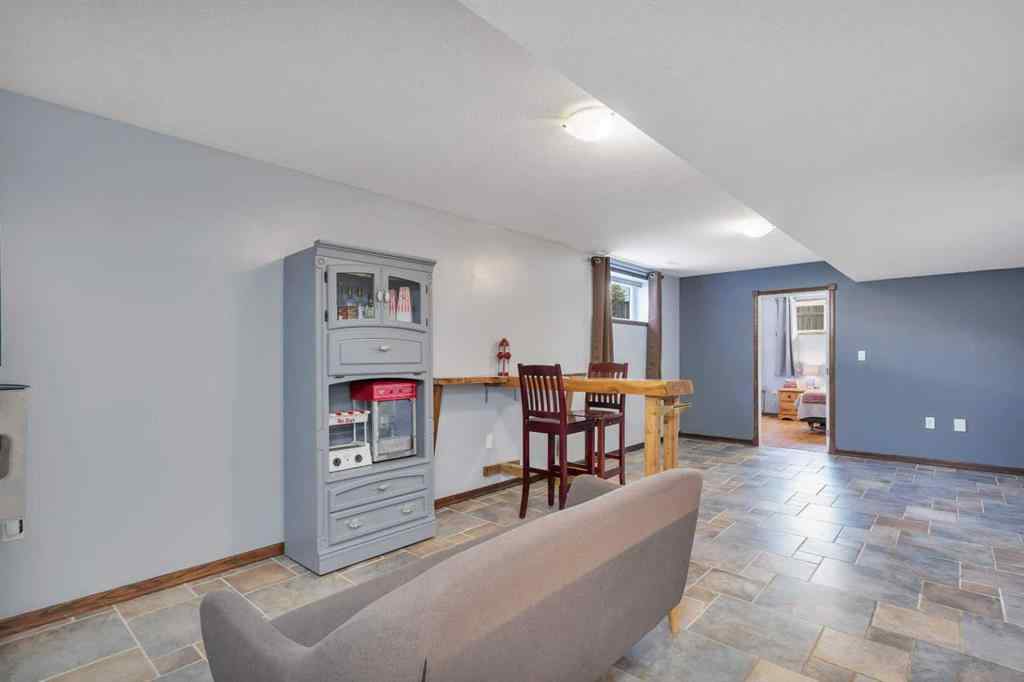 MLS® A2252365 - 5201 50 Street  in NONE Bentley, Residential