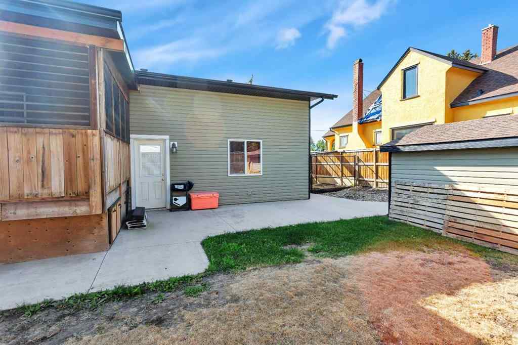 MLS® A2252365 - 5201 50 Street  in NONE Bentley, Residential