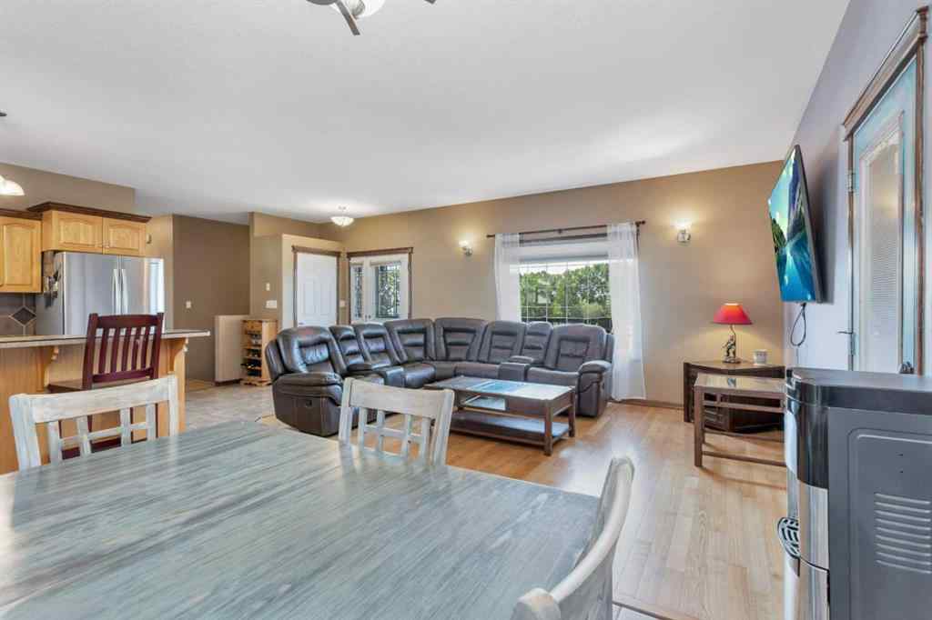 MLS® A2252365 - 5201 50 Street  in NONE Bentley, Residential