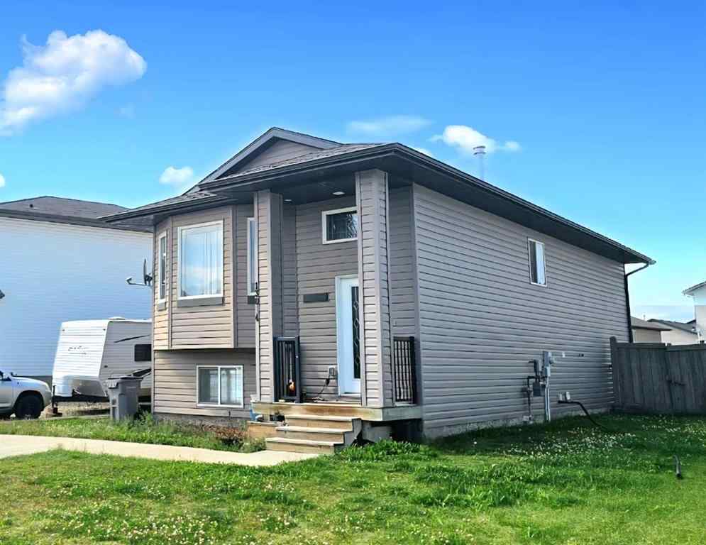 MLS® A2252370 - 13014 90 Street  in Lakeland Grande Prairie, Residential