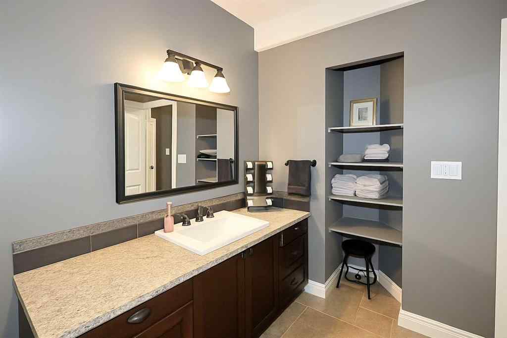 MLS® A2252377 - 6 Laurel Close  in Lakeway Landing Sylvan Lake, Residential