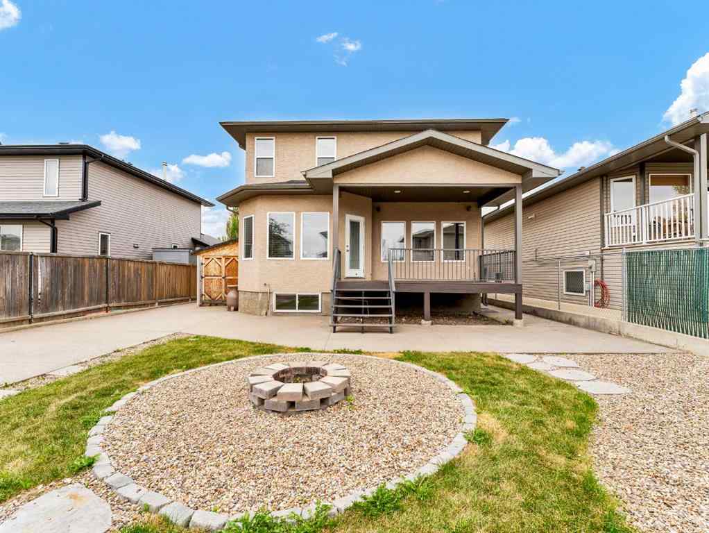 MLS® A2252382 - 23 Vista Avenue SE in SE Southridge Medicine Hat, Residential
